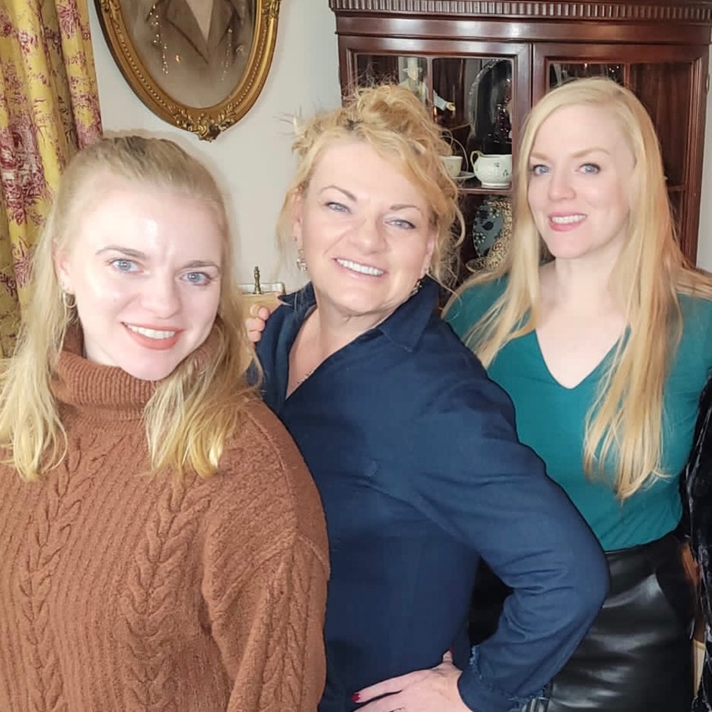 Meet your Posher, Donna POSH AMBASSADOR